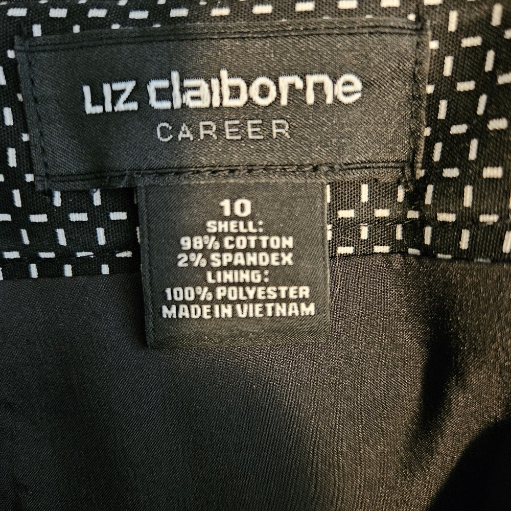 New Liz Claiborne career skirt suit. Size 10.